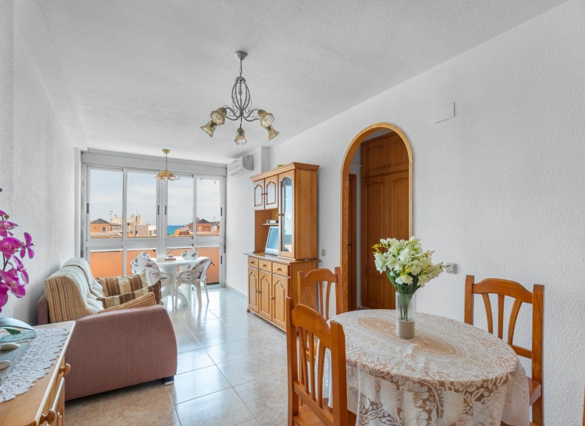 Herverkoop - Appartement / Flat -
Torrevieja* - La Mata pueblo
