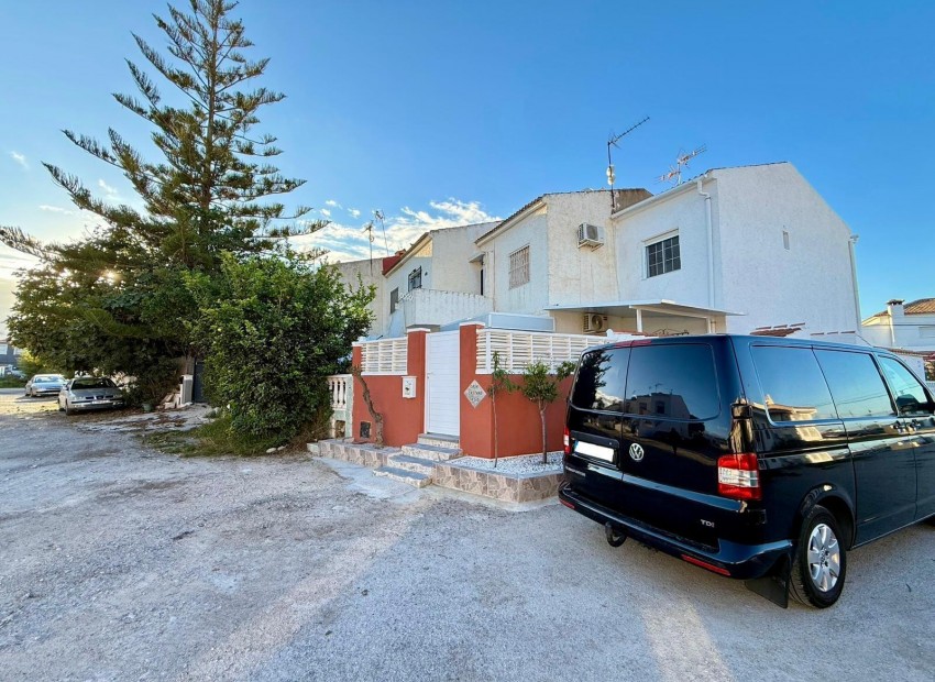 Herverkoop - Appartement / Flat -
Torrevieja* - La Siesta - El Salado - Torreta