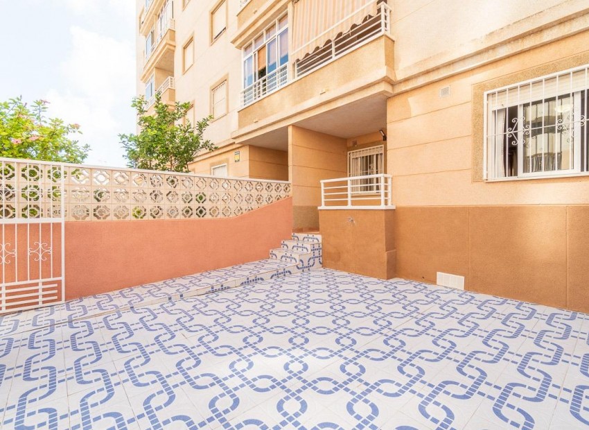 Herverkoop - Appartement / Flat -
Torrevieja - Nueva Torrevieja