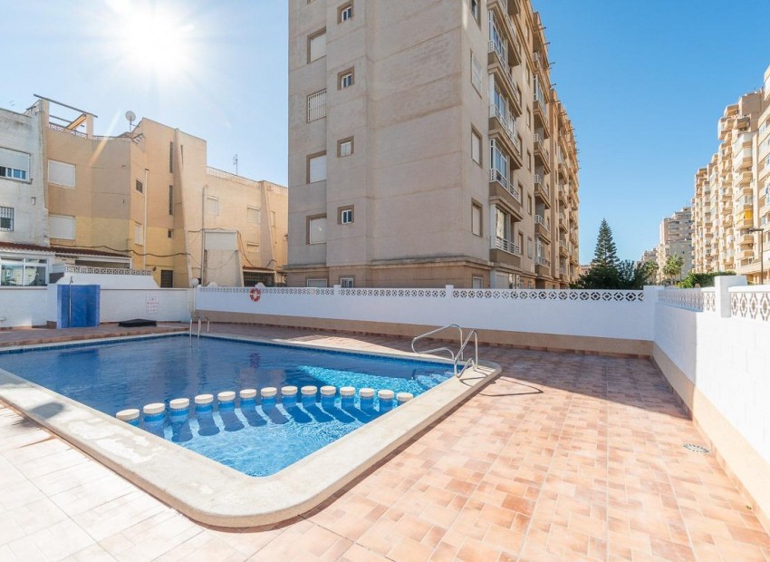 Herverkoop - Appartement / Flat -
Torrevieja - Nueva Torrevieja