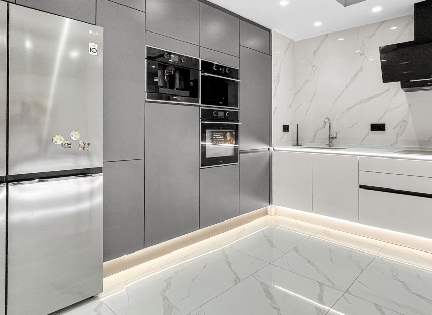 Herverkoop - Appartement / Flat -
Torrevieja* - Parque las naciones