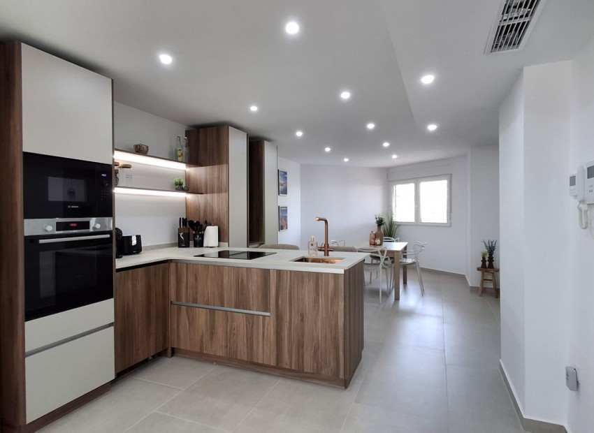Herverkoop - Appartement / Flat -
Torrevieja - Playa Acequion