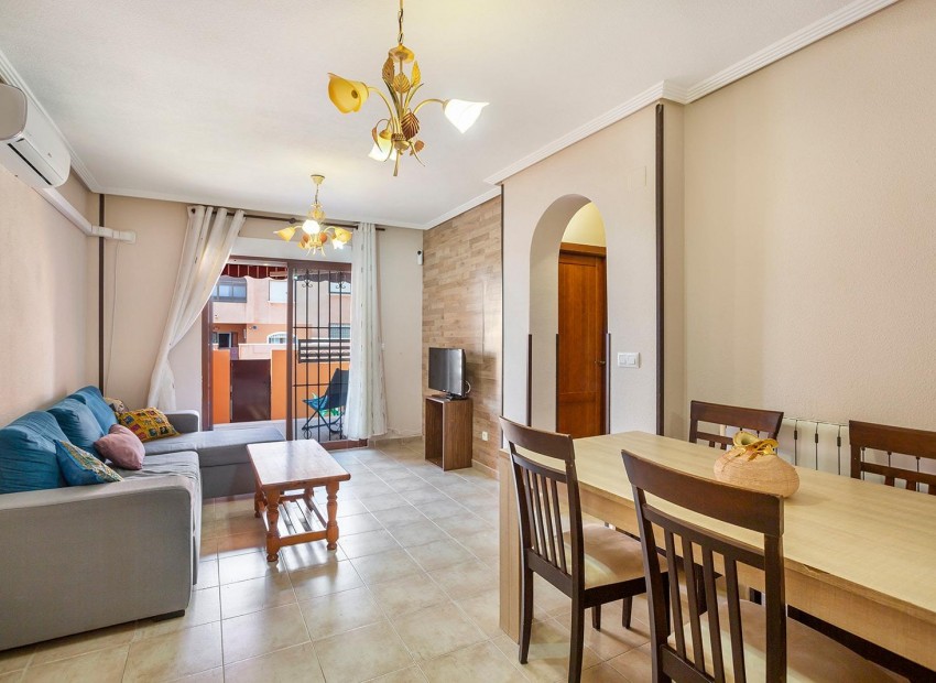 Herverkoop - Appartement / Flat -
Torrevieja - Torrejón