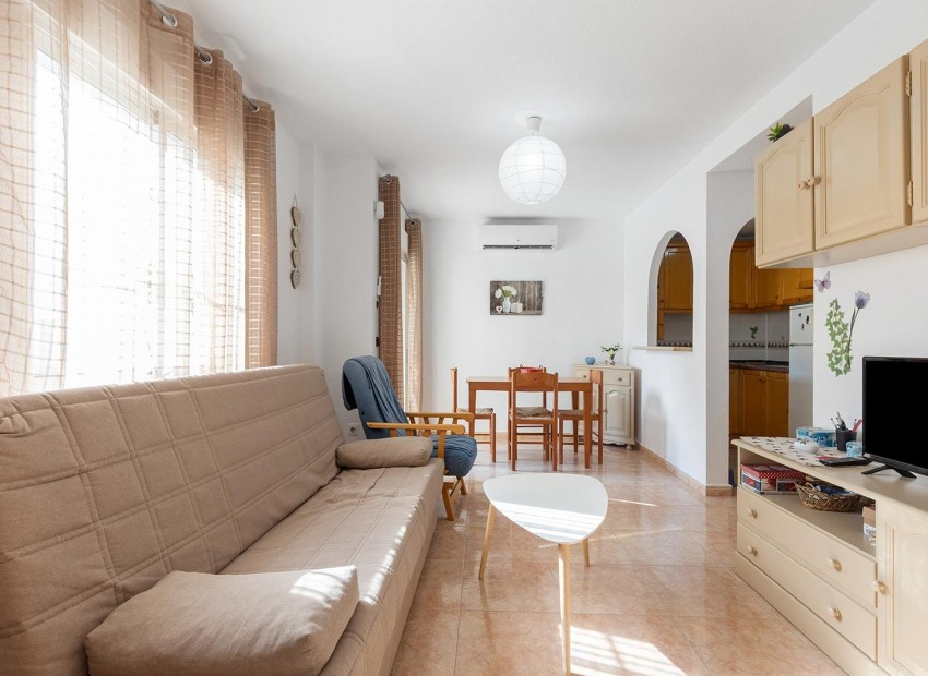 Herverkoop - Appartement / Flat -
Torrevieja* - torrevieja