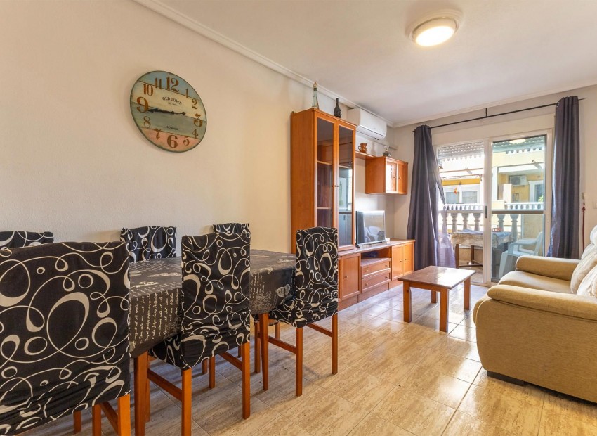 Herverkoop - Appartement / Flat -
Torrevieja* - Torrevieja