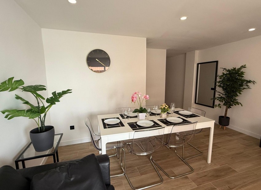 Herverkoop - Appartement / Flat -
Torrevieja* - Torrevieja