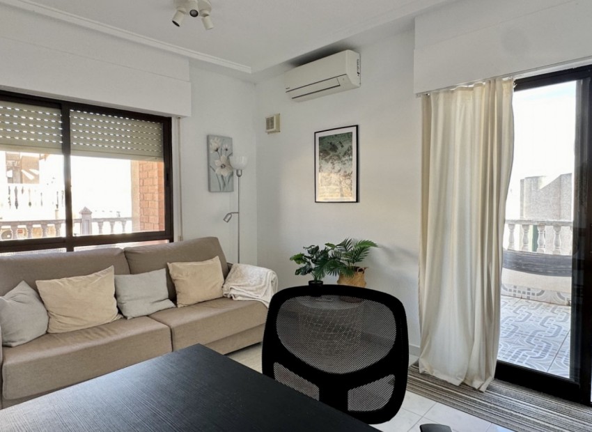 Herverkoop - Appartement / Flat -
Torrevieja*