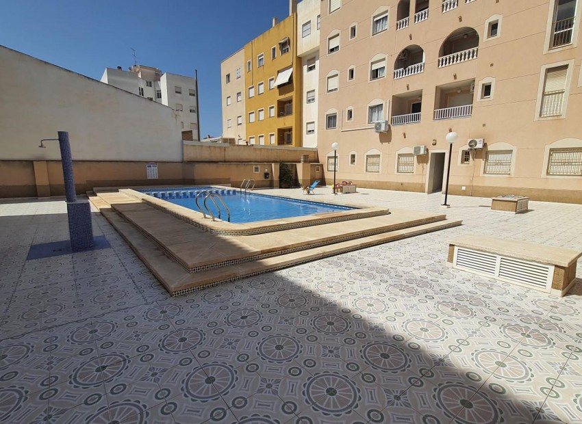 Herverkoop - Appartement / Flat -
Torrevieja