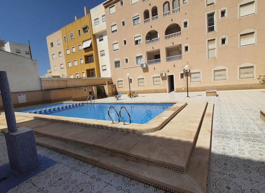 Herverkoop - Appartement / Flat -
Torrevieja