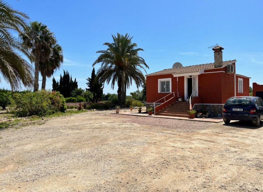 Herverkoop - Country Property -
San Miguel de Salinas