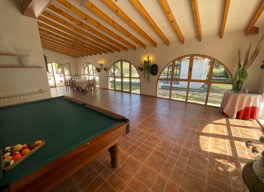 Herverkoop - Finca Country Property -
Elda