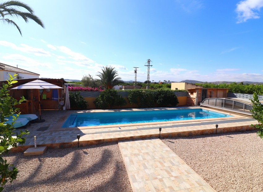 Herverkoop - Finca / Landgoed -
Orihuela* - La Campaneta