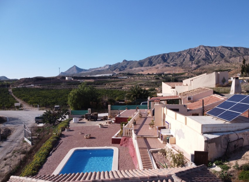 Herverkoop - Finca / Landgoed -
Orihuela* - La Murada*