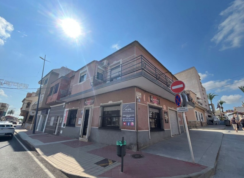 Herverkoop - Huis -
Algorfa* - Algorfa