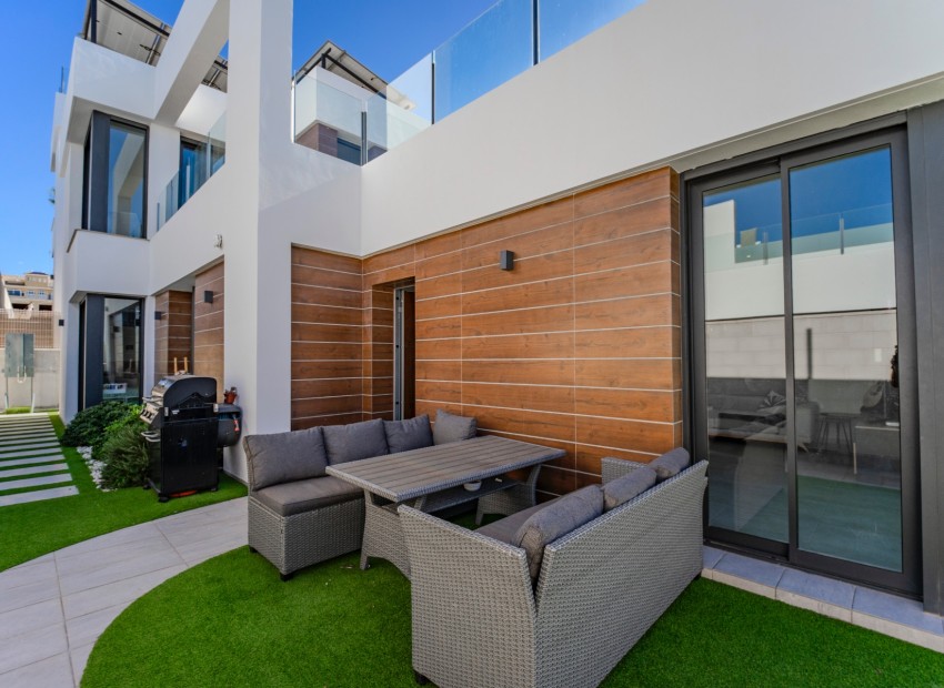 Herverkoop - Huis -
Benijofar* - Benijofar - Village