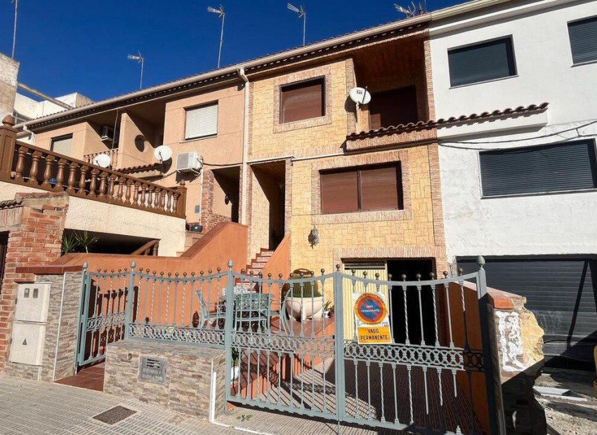 Herverkoop - Huis -
Formentera del Segura