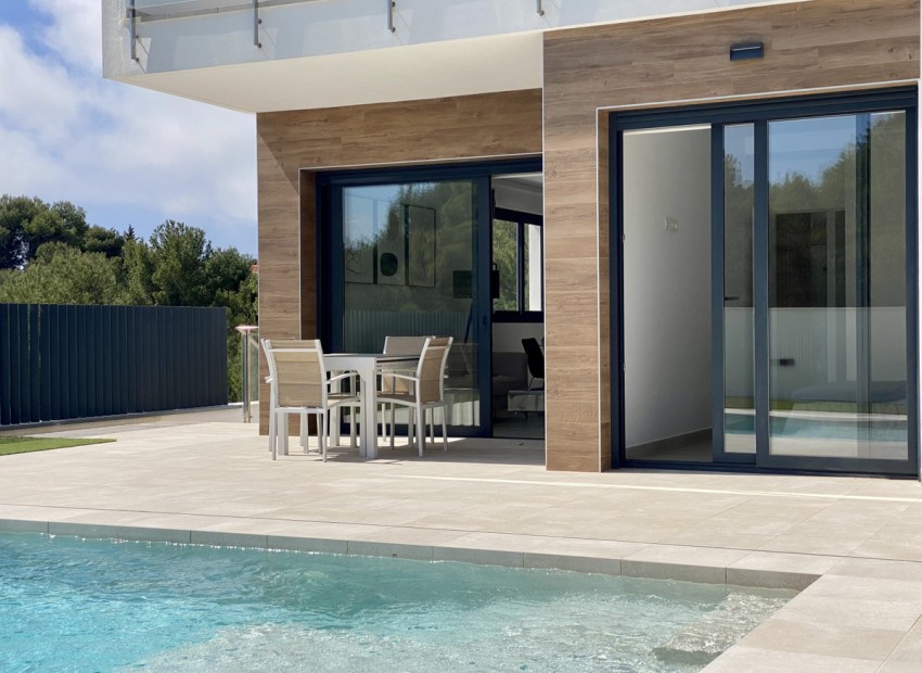 Herverkoop - Huis -
La Campaneta