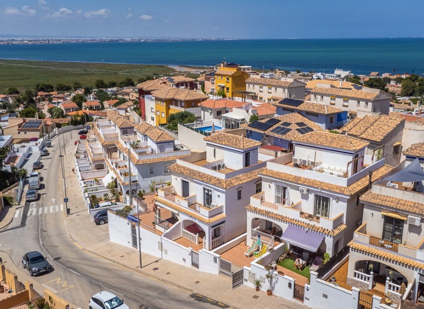 Herverkoop - Huis -
LOS URRUTIAS - Costa Calida