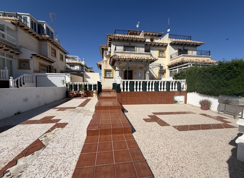 Herverkoop - Huis -
Orihuela Costa - Playa Flamenca