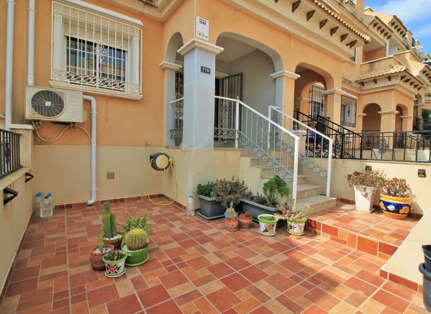 Herverkoop - Huis -
Orihuela Costa* - Villamartin*