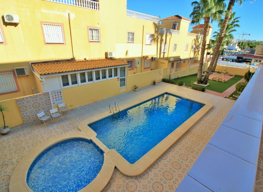 Herverkoop - Huis -
Orihuela Costa* - Villamartin*