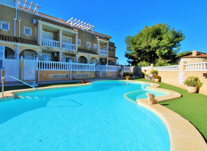 Herverkoop - Huis -
Playa Flamenca