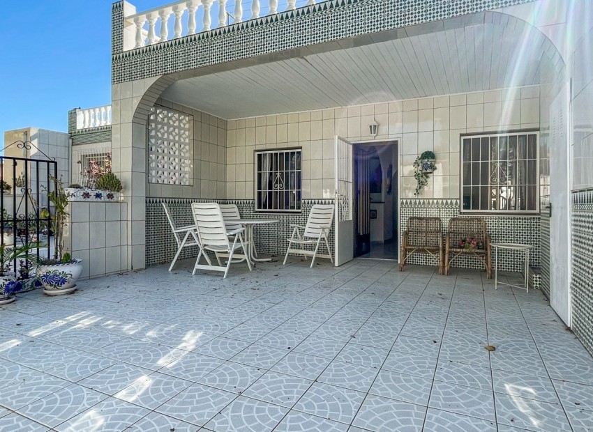 Herverkoop - Huis -
Torrevieja* - La Siesta*