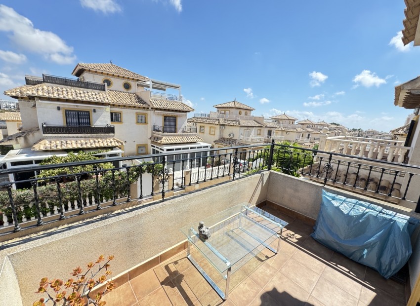 Herverkoop - Huis - Viervoudig -
Orihuela Costa* - Villamartin*