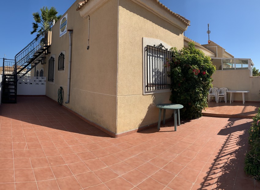 Herverkoop - Huis - Viervoudig -
Torrevieja* - Aguas Nuevas*