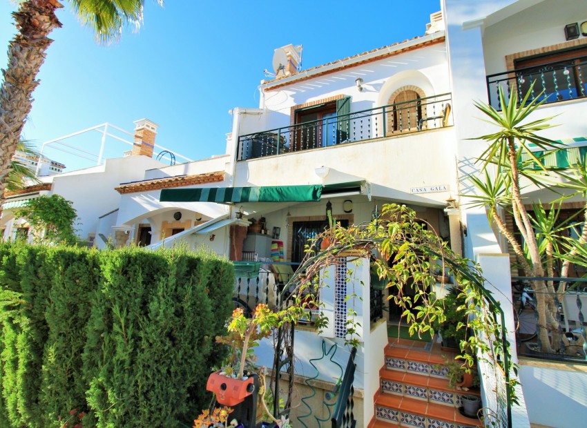 Herverkoop - Huis -
Villamartin - PAU 8