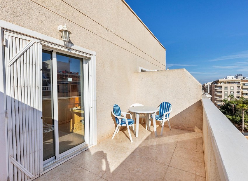 Herverkoop - Penthouse -
Torrevieja* - Playa del cura