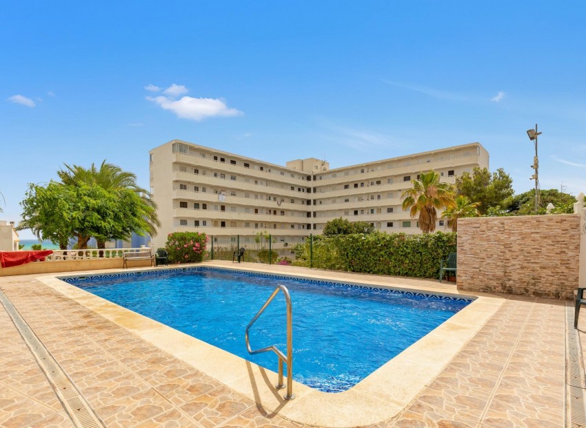 Herverkoop - Penthouse -
Torrevieja* - Torre la mata