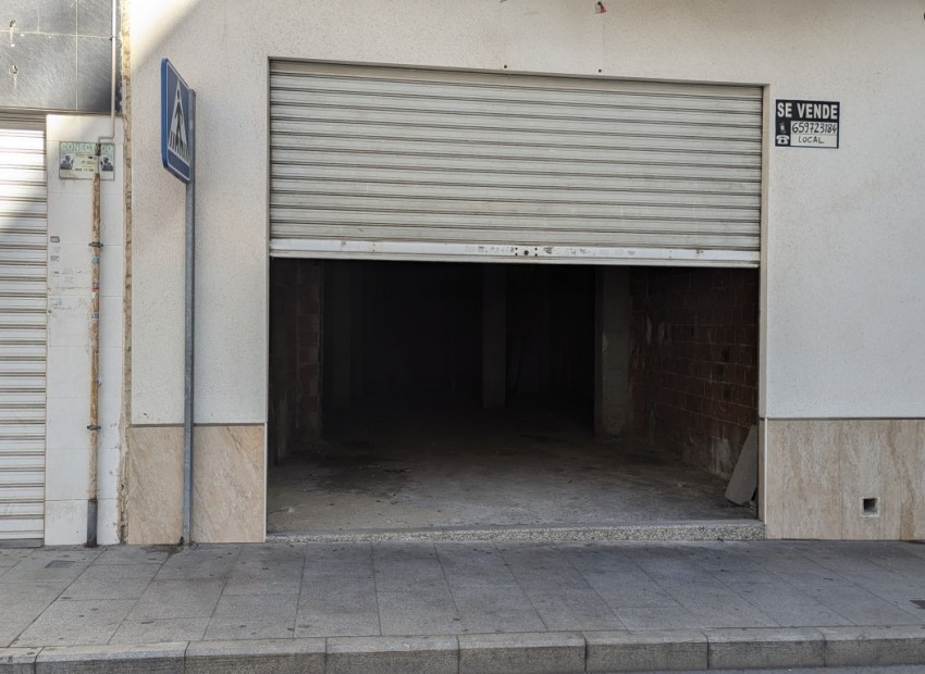 Herverkoop - Reclame -
Torrevieja*