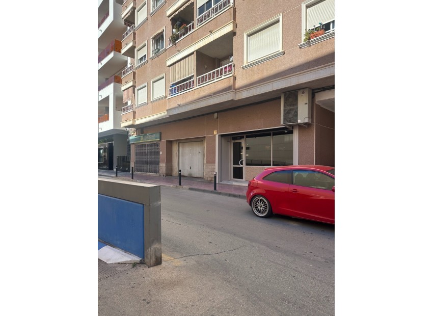 Herverkoop - Reclame -
Torrevieja