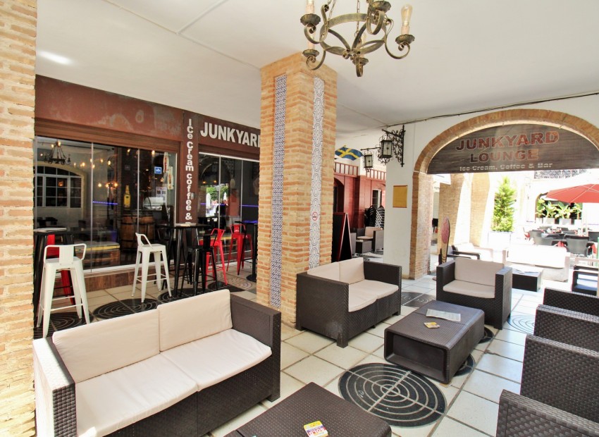 Herverkoop - Reclame -
Villamartin