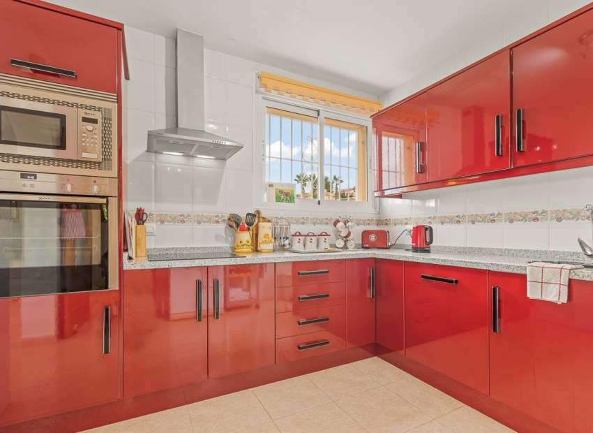 Herverkoop - Villa -
Algorfa* - Algorfa