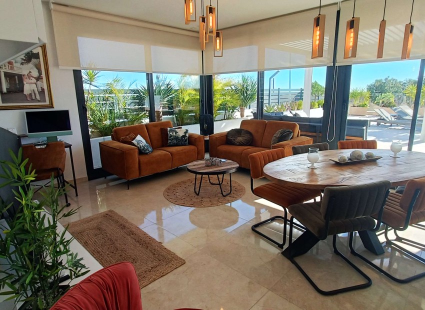 Herverkoop - Villa -
Algorfa - La Finca Golf Resort