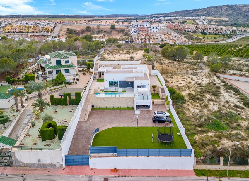 Herverkoop - Villa -
Algorfa - Lomas de La Juliana