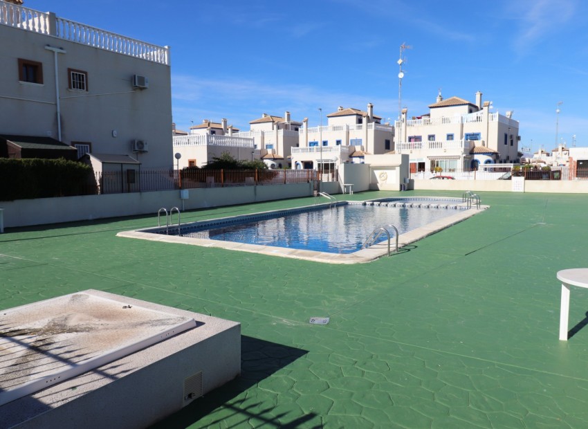 Herverkoop - Villa -
Alicante* - Daya Vieja*