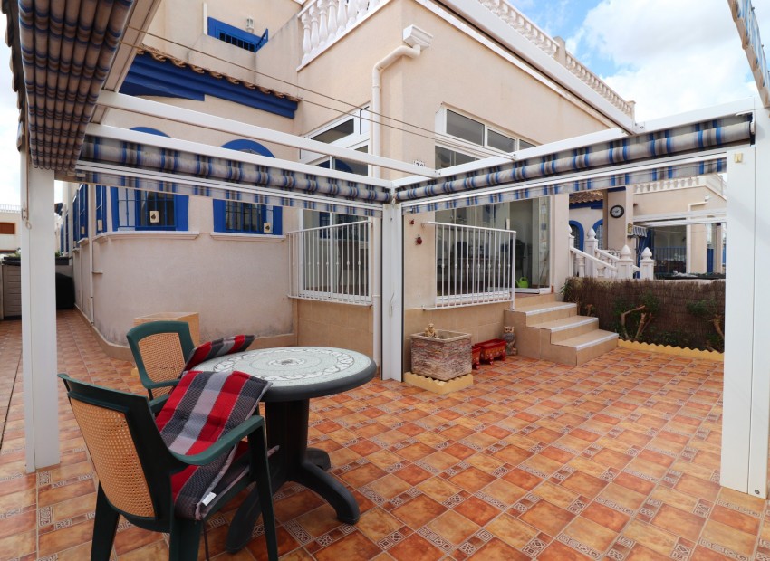 Herverkoop - Villa -
Alicante* - Daya Vieja*