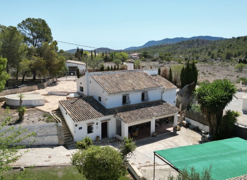 Herverkoop - Villa -
Alicante* - Hondón de las Nieves*