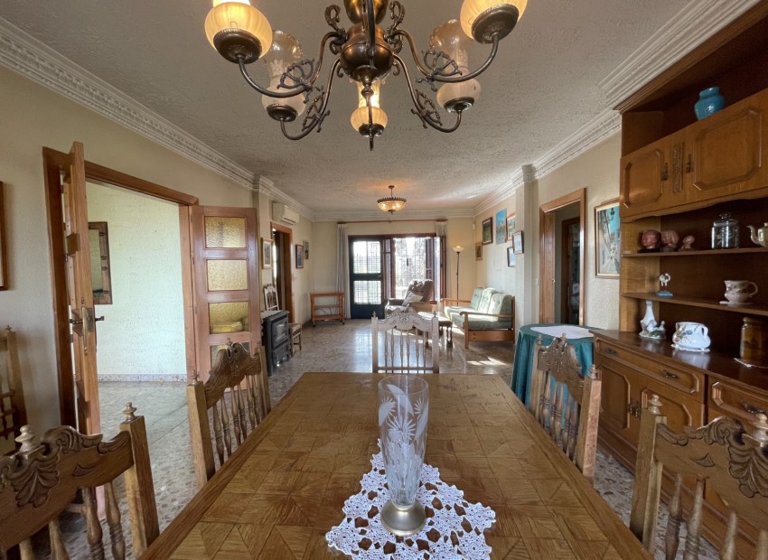 Herverkoop - Villa -
Benejuzar - Comunidad Valenciana