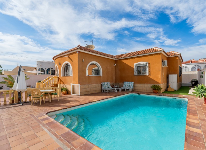 Herverkoop - Villa -
Cuidad Quesada* - Ciudad Quesada - Rojales