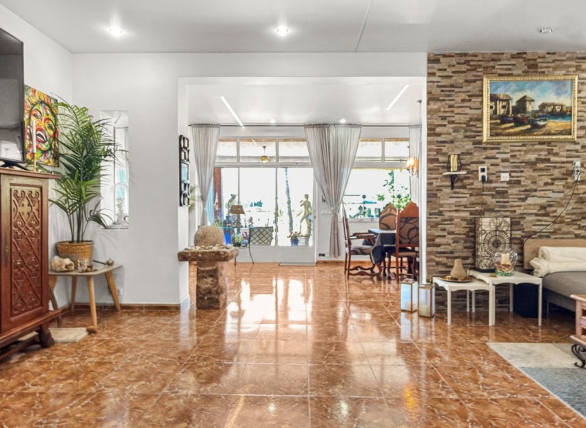 Herverkoop - Villa -
Cuidad Quesada* - Ciudad Quesada