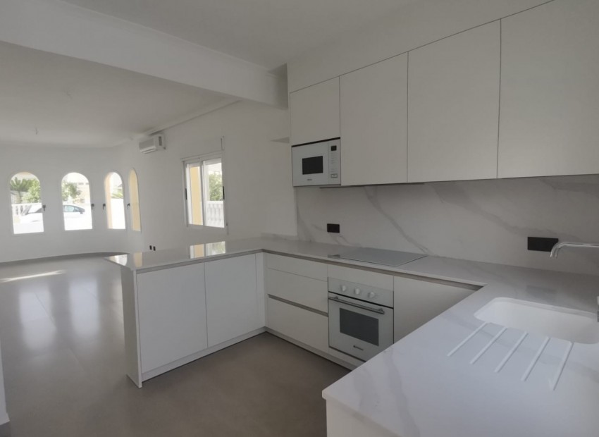 Herverkoop - Villa Detached -
Algorfa* - Lo Crispin*