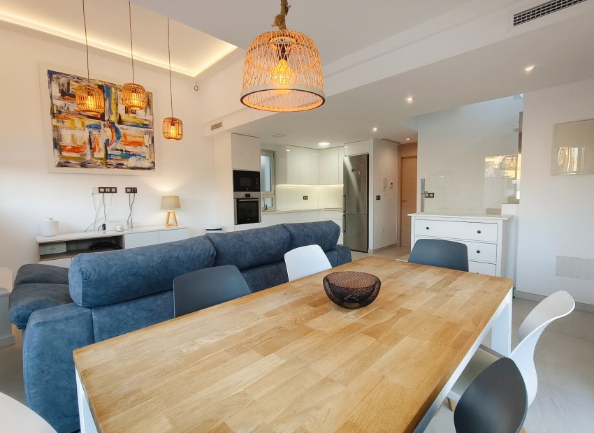 Herverkoop - Villa -
Guardamar del Segura* - El Raso