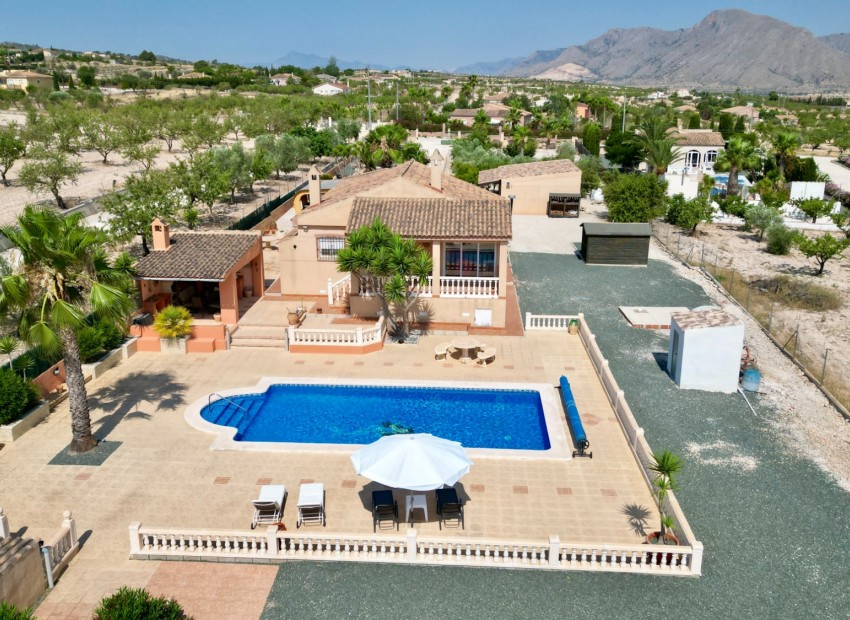 Herverkoop - Villa -
Hondon de los frailes - Hondon de los Frailes*