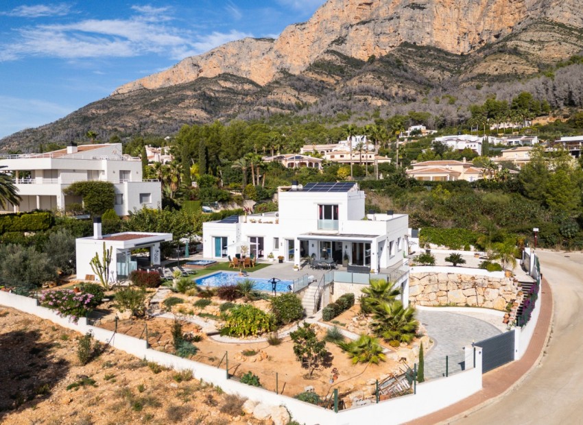 Herverkoop - Villa -
Jávea / Xàbia - Montgó - Ermita