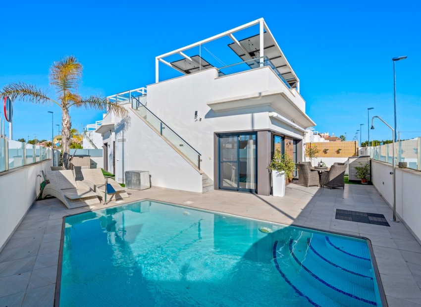 Herverkoop - Villa -
Los Alcázares* - Euro Roda