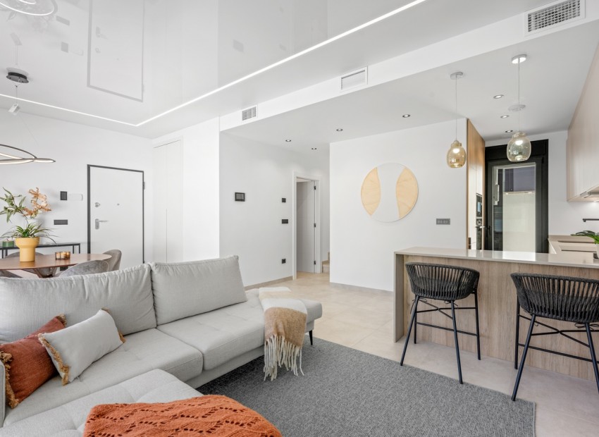 Herverkoop - Villa * -
Orihuela Costa* - Blue Lagoon*